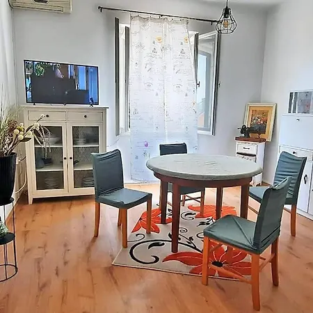 Kondominij Near Attractions Iva Apartman Sibenik