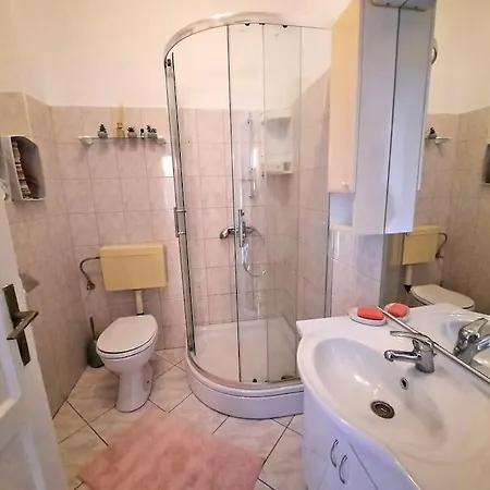 Kondominij Near Attractions Iva * Šibenik