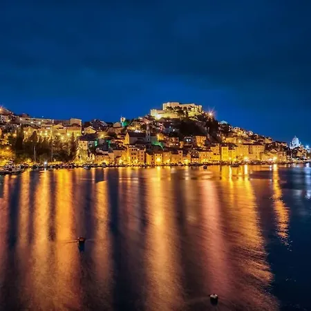 Kondominij Near Attractions Iva