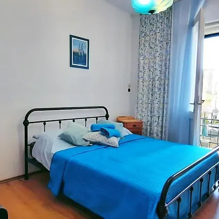 Kondominij Near Attractions Iva Apartment