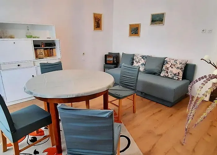 Kondominij Near Attractions Iva Lejlighed